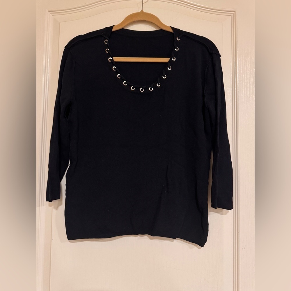 Black ribbed top with eyelet detail​​​​​​